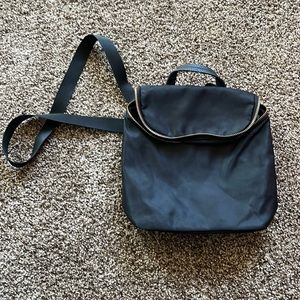 Black cross body purse / backpack